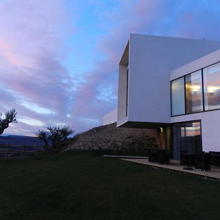 Hotel-Bodega Finca De Los Arandinos Entrena Exterior photo