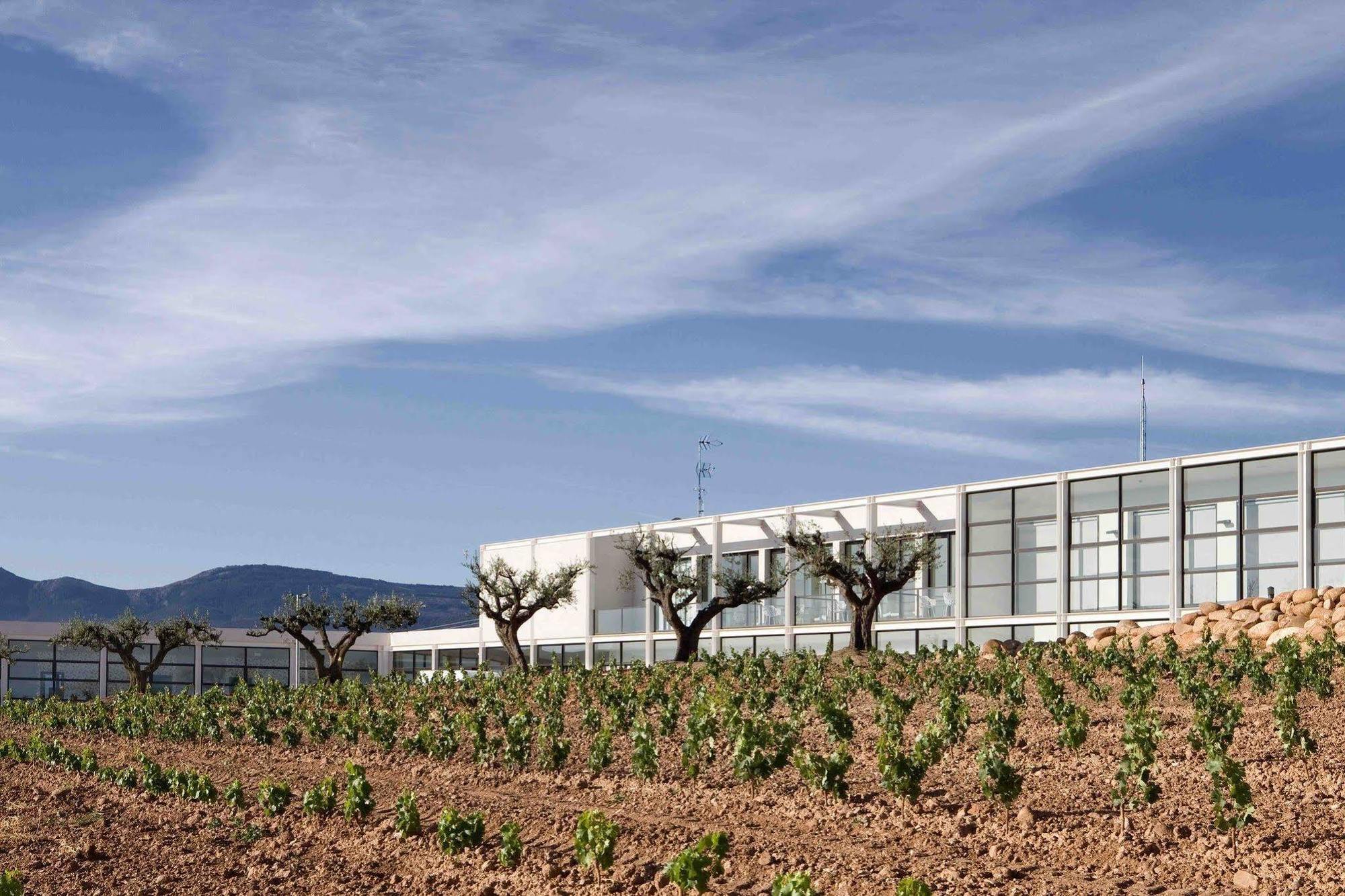 Hotel-Bodega Finca De Los Arandinos Entrena Exterior photo